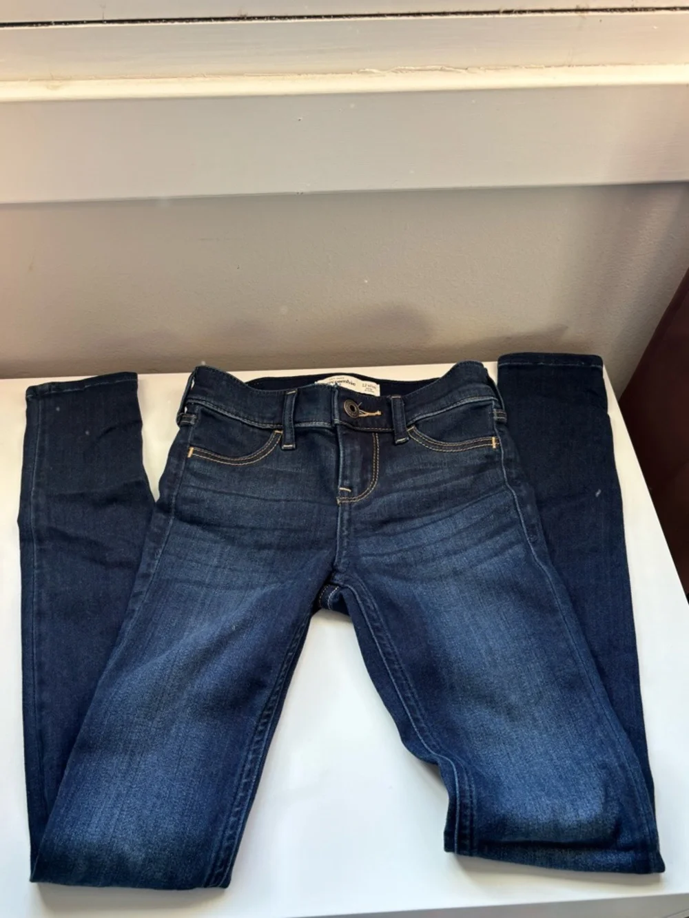 Abercrombie kids dark wash denim - Picture 3 of 5